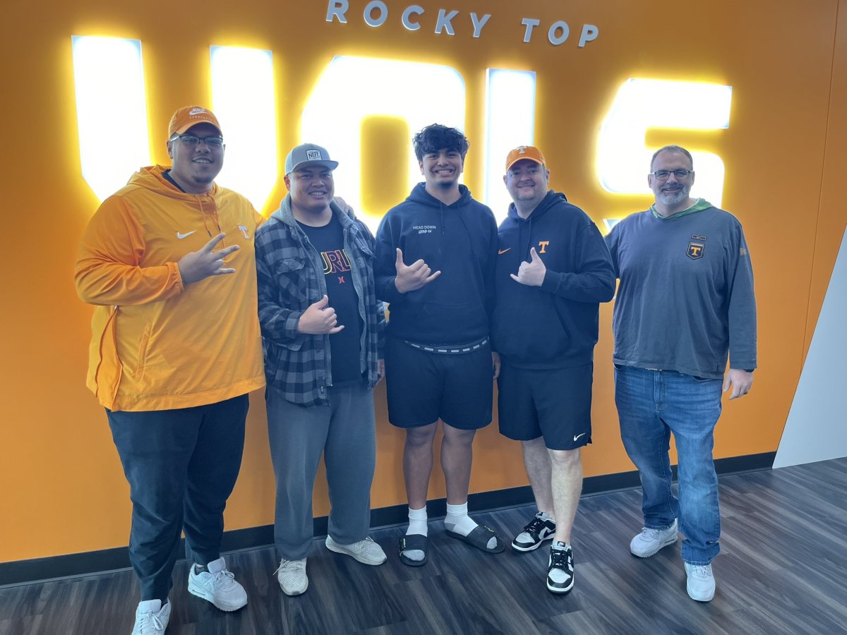 2025 OL Antoni Kade Ogumoro during an unofficial visit to Tennessee. (Photo courtesy of Antoni Kade Ogumoro)